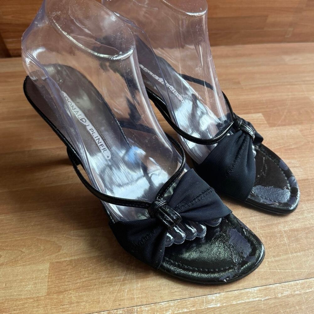 Vintage Donald J. Pliner Black Mesh Bow Kitten Heel Slide Sandals